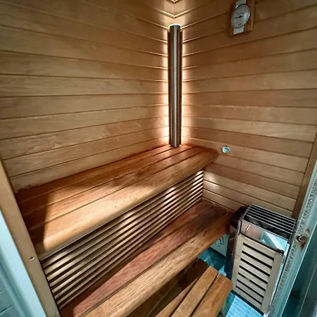 Cozy 1br Flat With Sauna In Ullanlinna, * Helsinki
