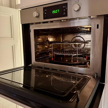 Cozy 1br Flat With Sauna In Ullanlinna, *