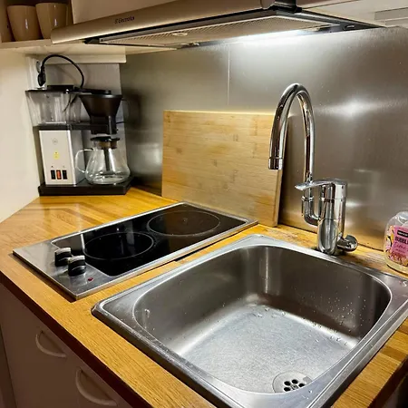 Apartment Cozy 1br Flat With Sauna In Ullanlinna, Helsinki